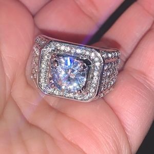 18K White Gold Plated Cubic Zirconia Ring Bling!